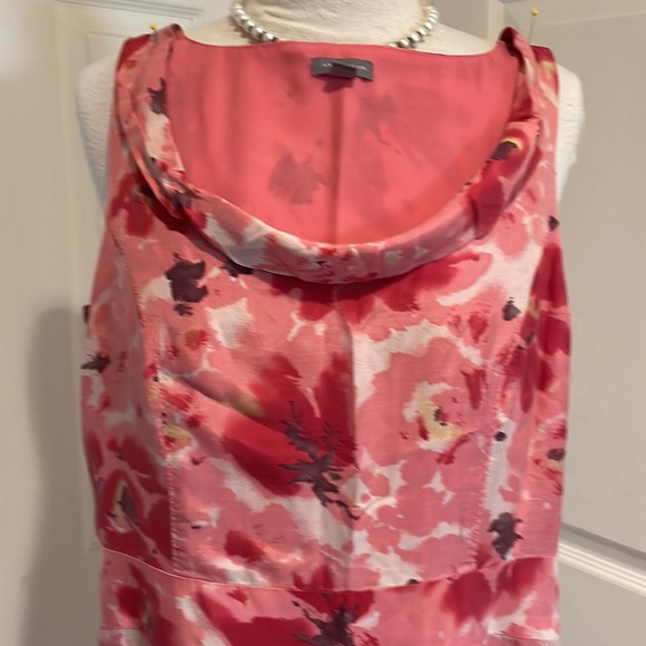 Ann Taylor - Picture 2 of 5